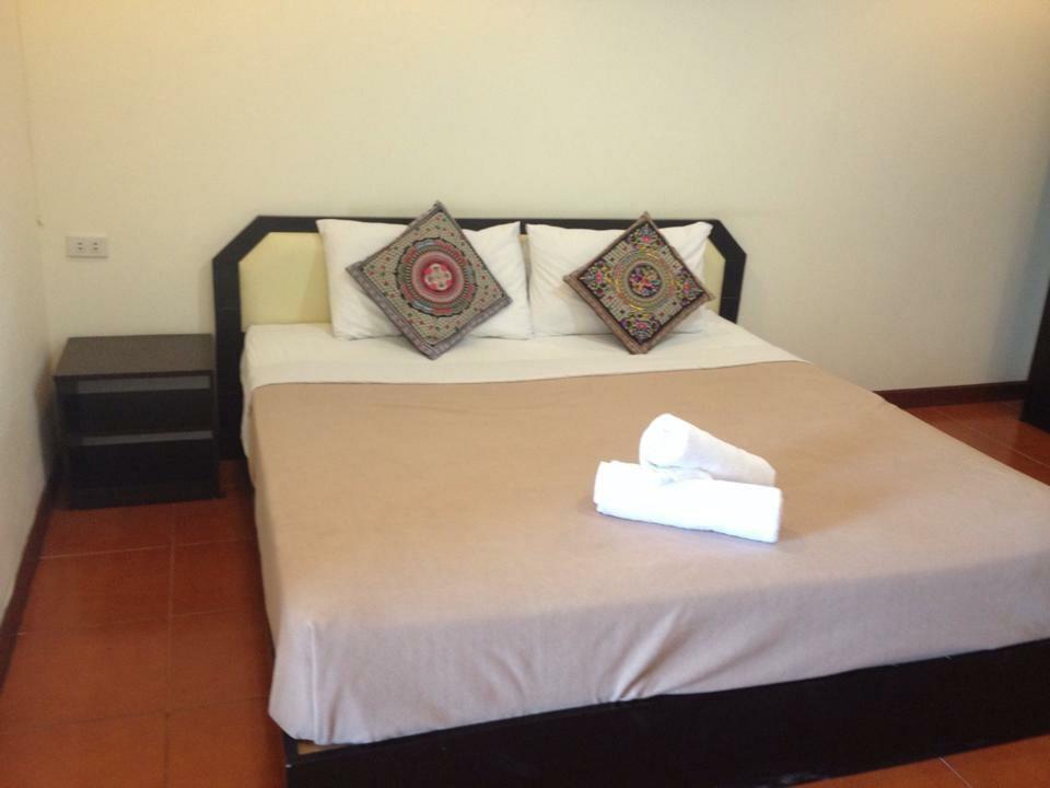Huaymuang Apartment Ubon Ratchathani Bagian luar foto