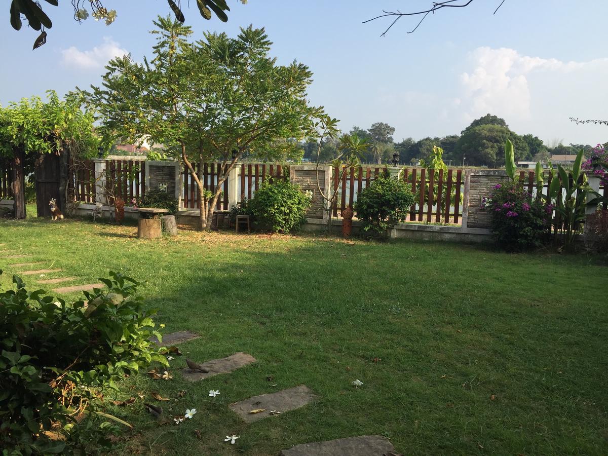 Huaymuang Apartment Ubon Ratchathani Bagian luar foto