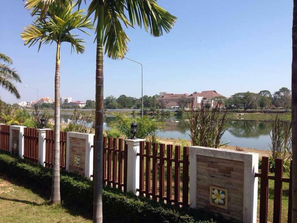 Huaymuang Apartment Ubon Ratchathani Bagian luar foto