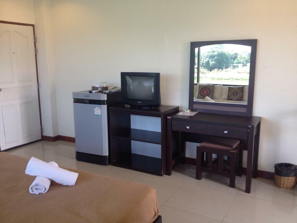 Huaymuang Apartment Ubon Ratchathani Bagian luar foto