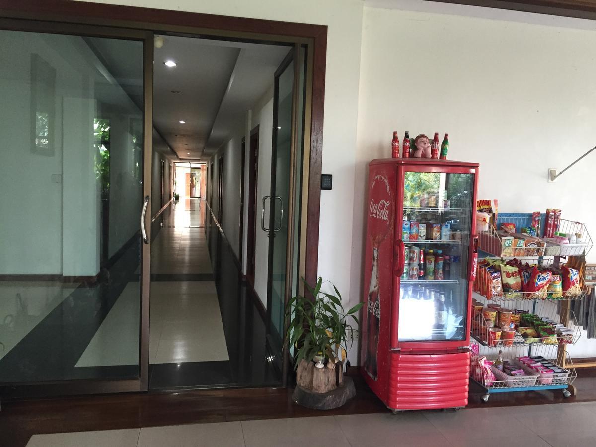 Huaymuang Apartment Ubon Ratchathani Bagian luar foto