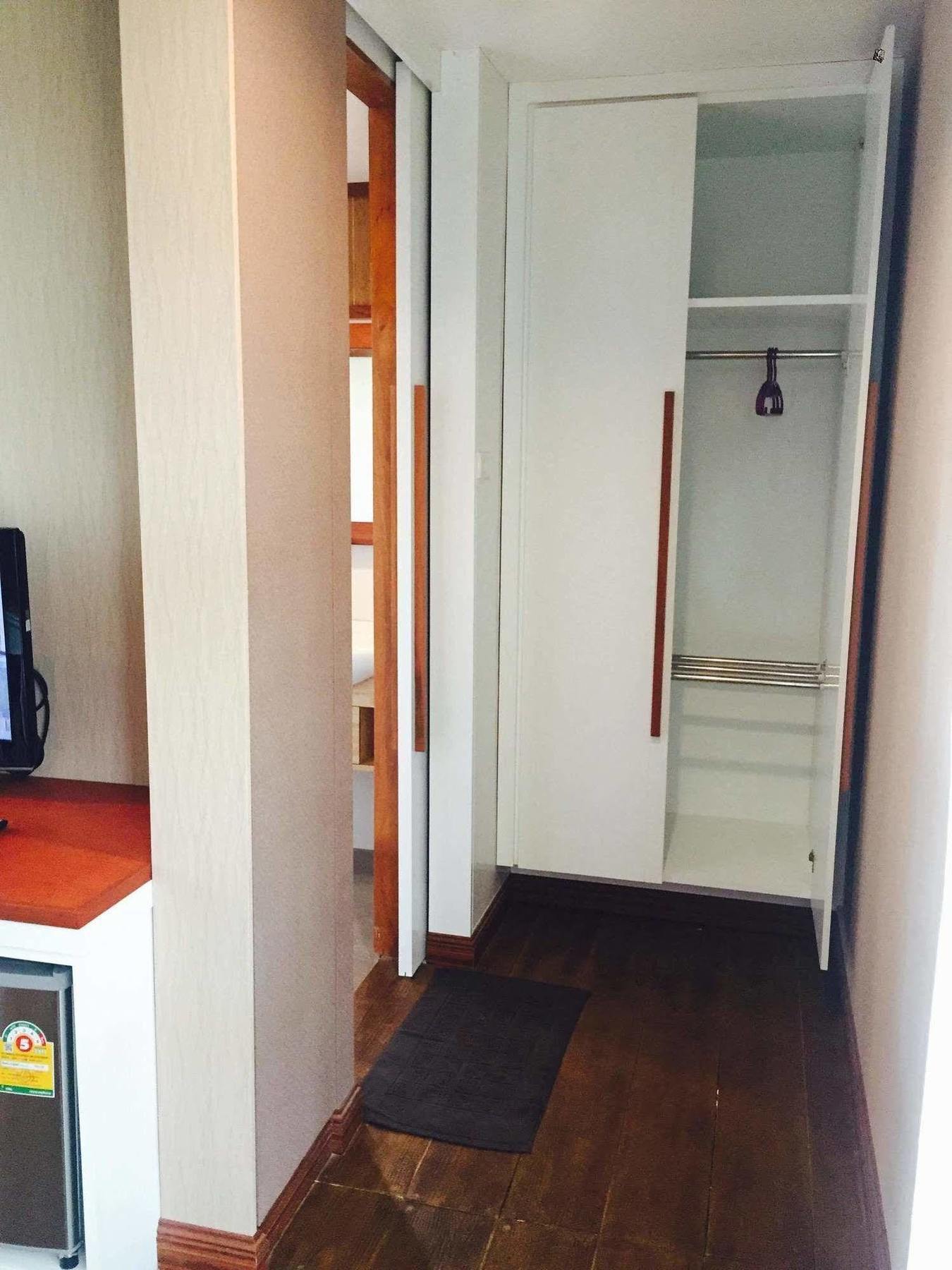 Huaymuang Apartment Ubon Ratchathani Bagian luar foto