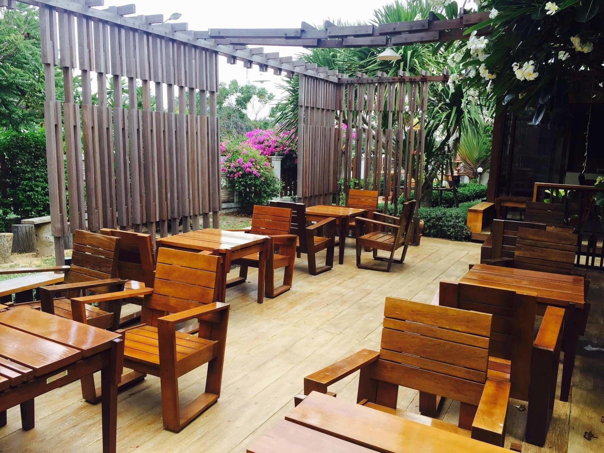 Huaymuang Apartment Ubon Ratchathani Bagian luar foto